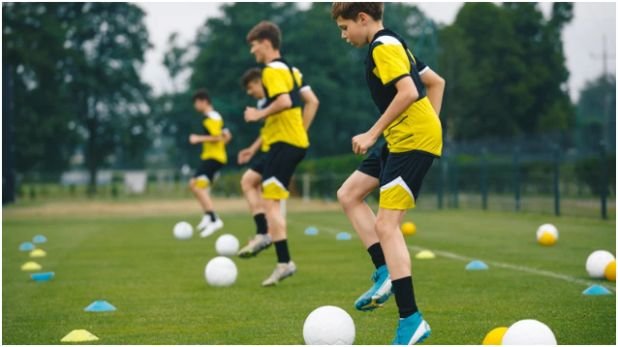 How to Improve Football Skills: Key Drills for Speed and Agility