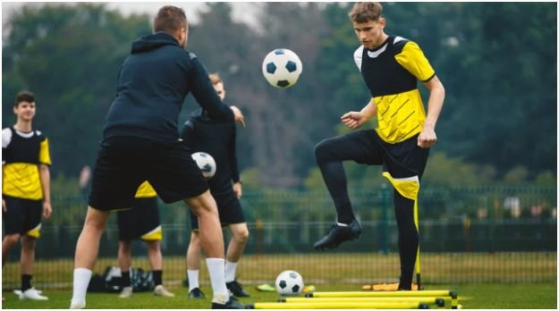 How Do You Stay Physically Fit for Football?